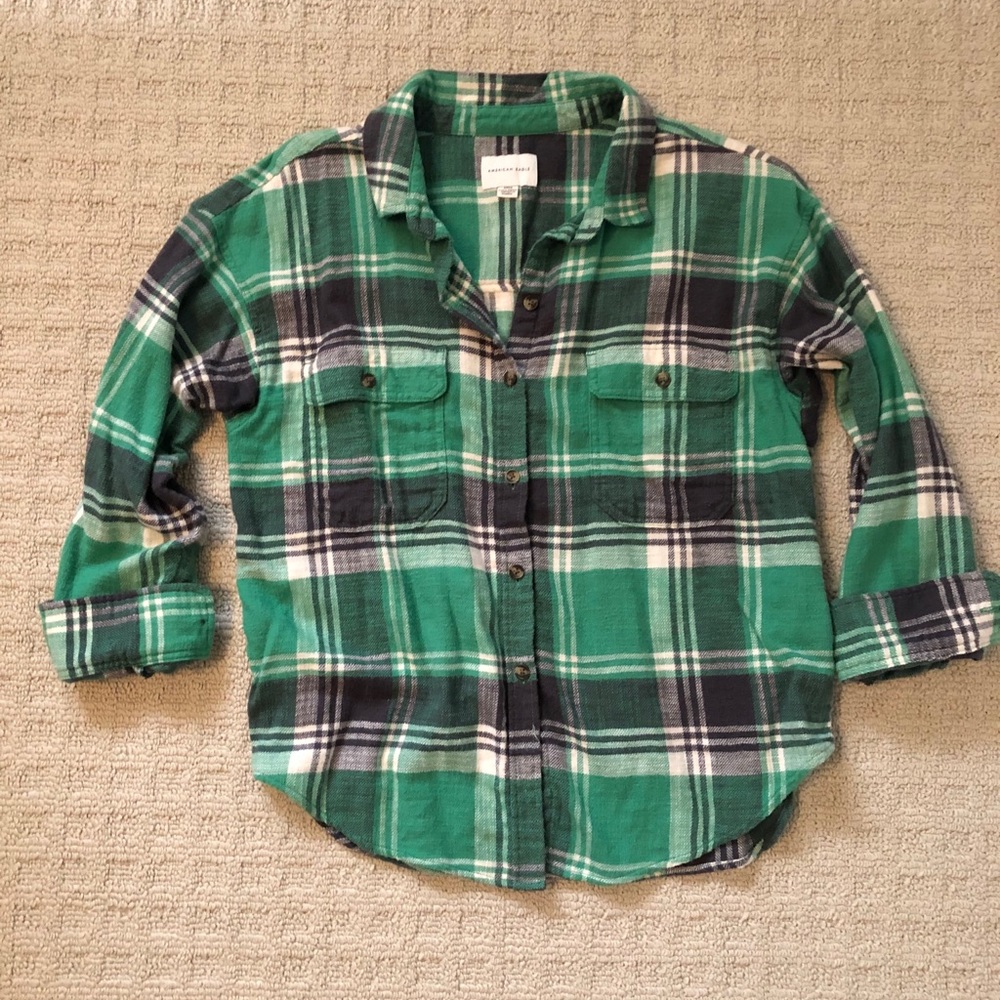 🦅American Eagle flannel button-down